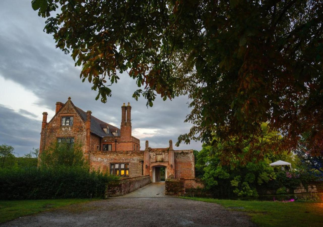 Crows Hall Debenham Bagian luar foto