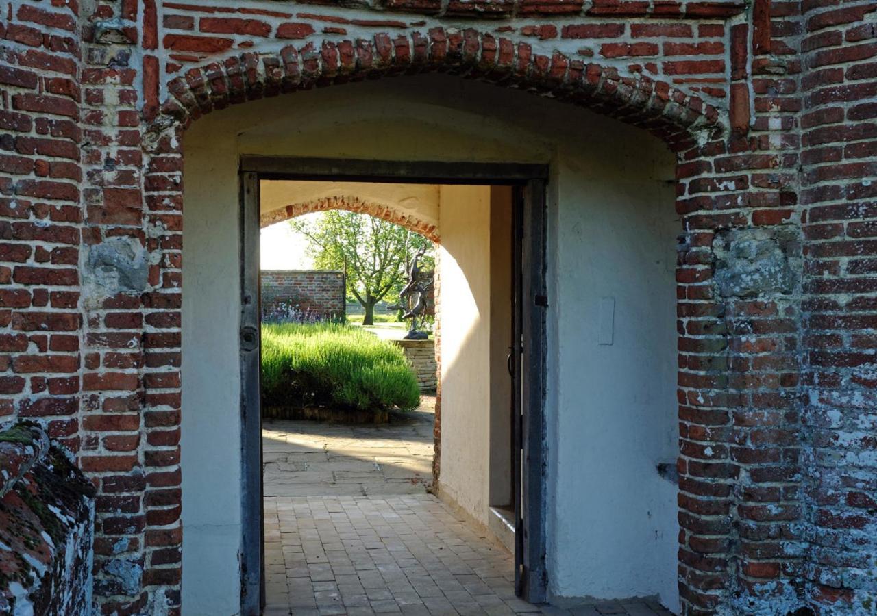 Crows Hall Debenham Bagian luar foto